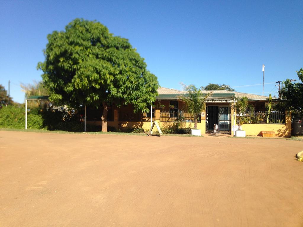 Carnarvon Caravan Park Eksteriør billede